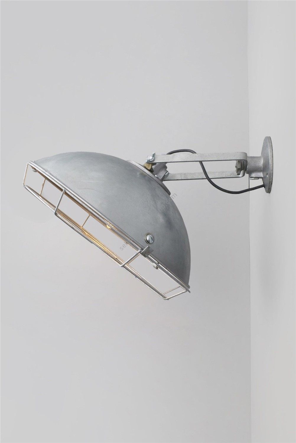 Original BTC / Wall Lights / Cargo Cluster