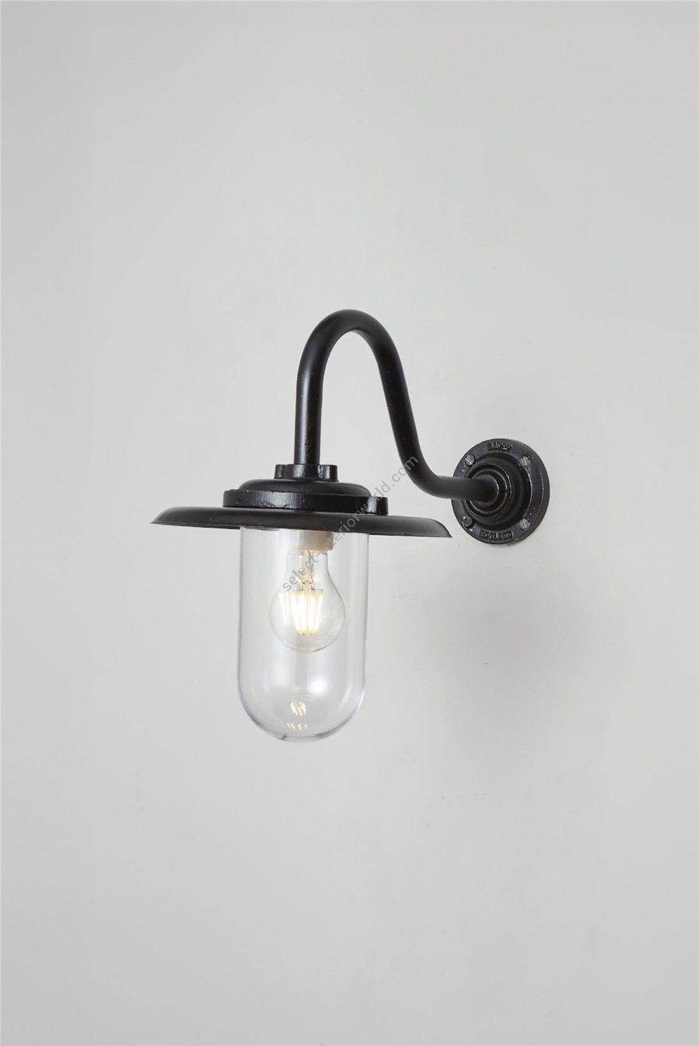 Original BTC / Wall Lights / Exterior Bracket 100W 7677