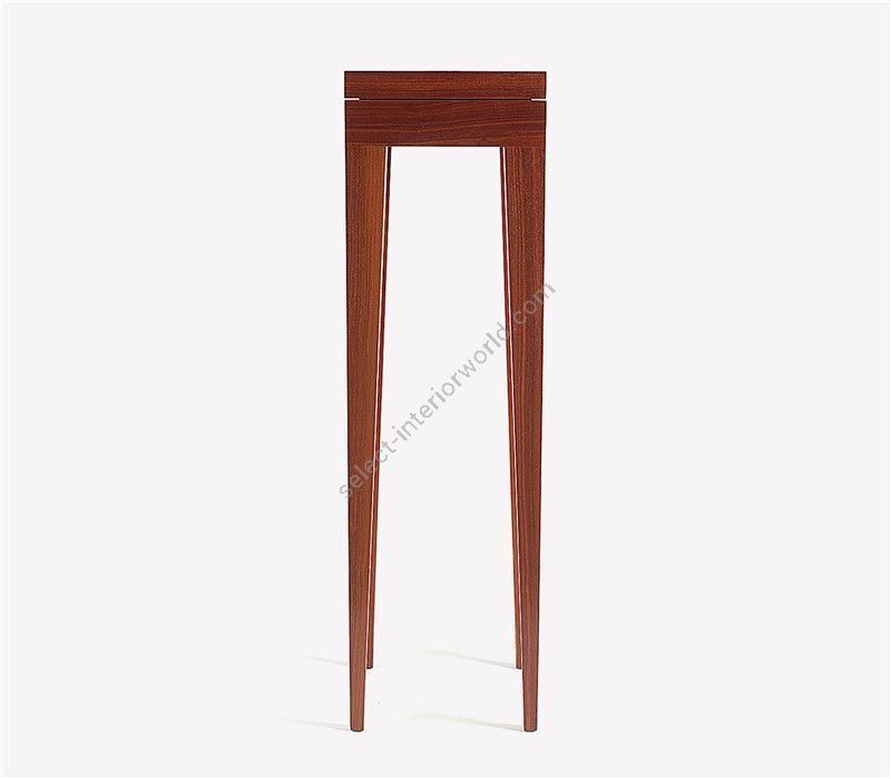 Boca do Lobo / Pedestals / Franklyn Display Stand