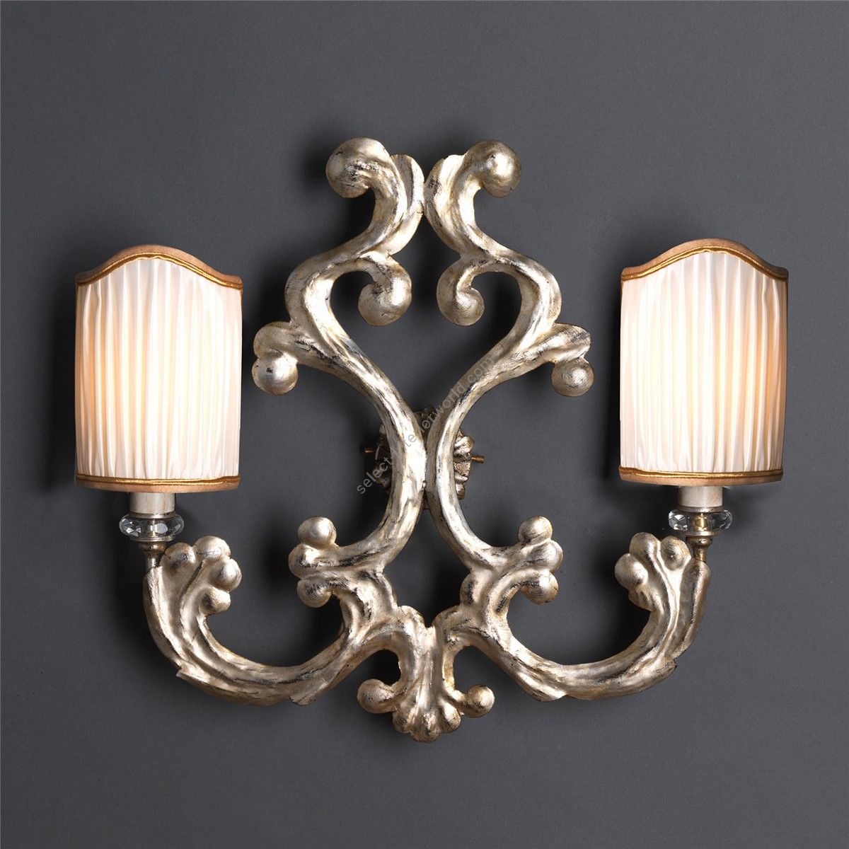 Officina Ciani / Wall Sconces / Hammered Iron HL1082WA-2 Ricami