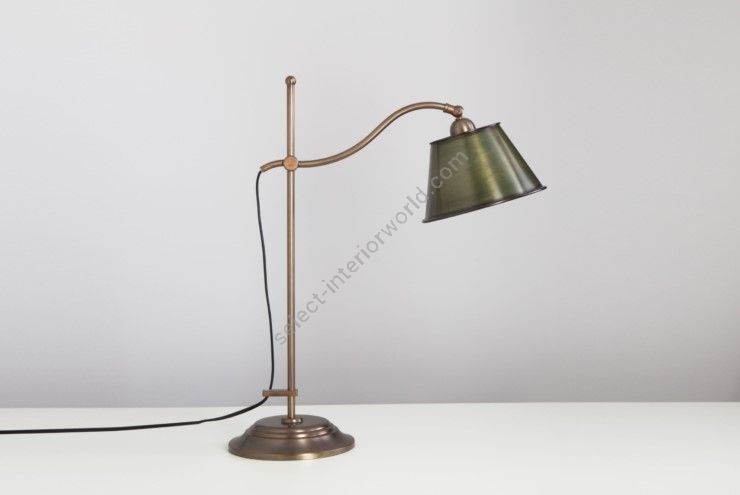 LumArt / Desk Lamps / Whist 7136
