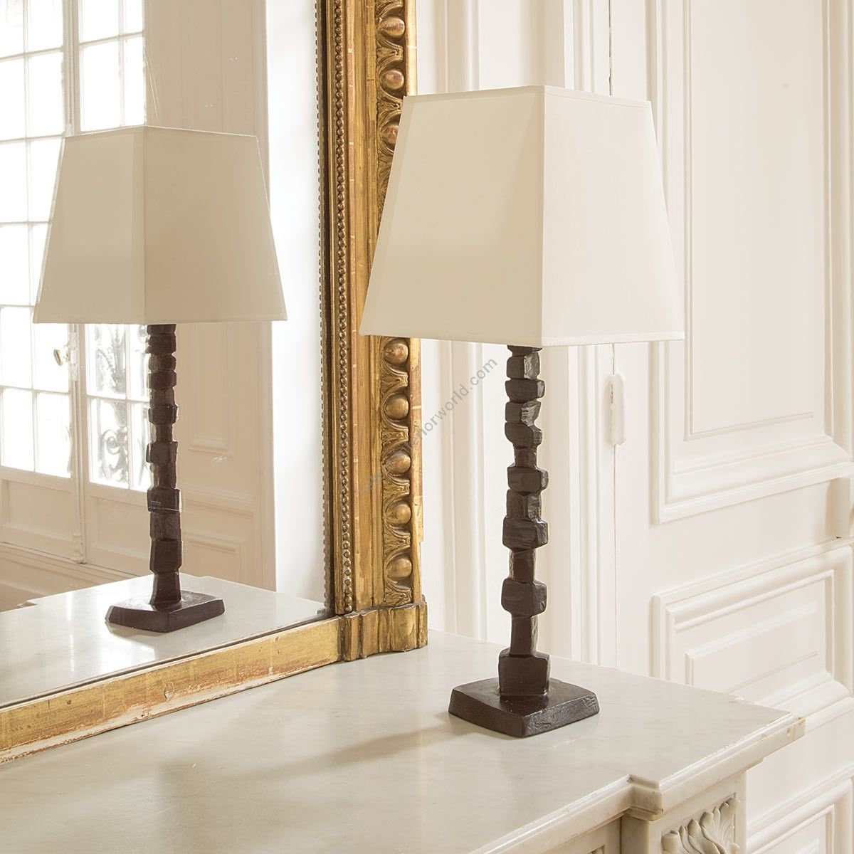 Objet Insolite / Bronze table lamp / Lampe Petite Fragile