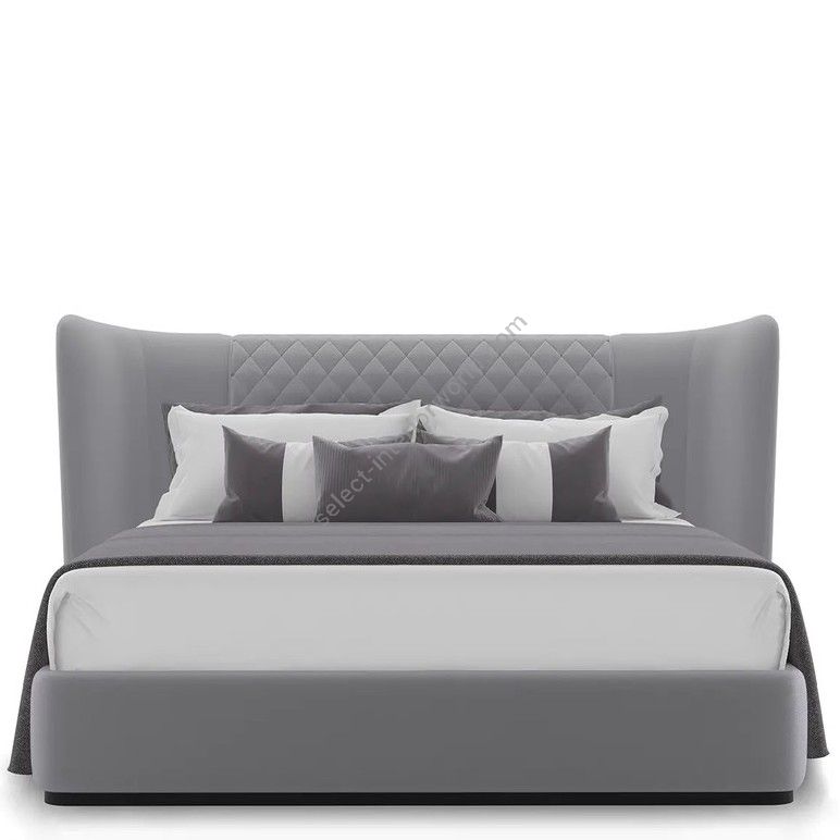 Luxxu / Beds / Charla