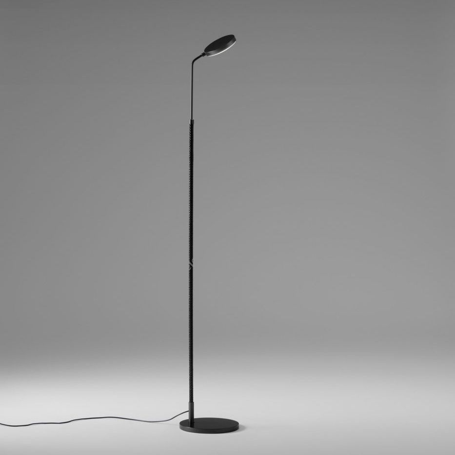 Penta Light / Floor Lamps / Spoon 0204