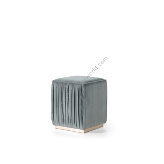 Corte Zari / Benches & Ottomans / Beverly