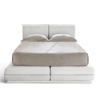 DOM Edizioni / Beds / Almond