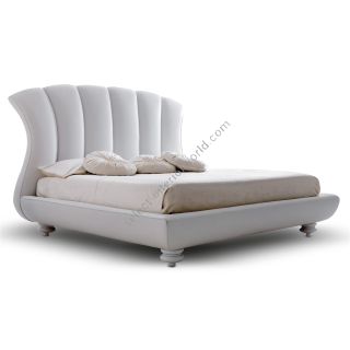 Corte Zari / Panel Beds / Leon