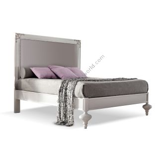 Corte Zari / Panel Beds / Linda