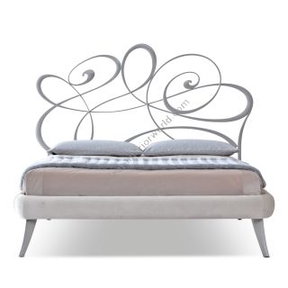 Corte Zari / Panel Beds / Noemi