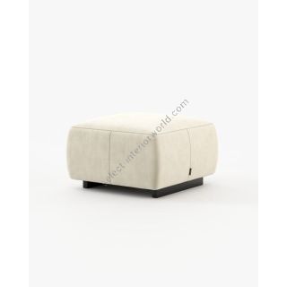 Laskasas / Poufs & Ottomans / Benner