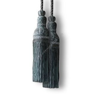 Beaumont & Fletcher / Rings and brushes / Bianca Tie Back