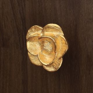 Objet Insolite / Cabinet pulls / Boutons de tirage Camélia
