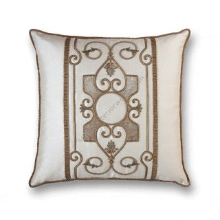 Beaumont & Fletcher / Pillows / Cordoba Cushion