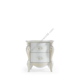Corte Zari / Nightstands & Bedside tables / Versaille