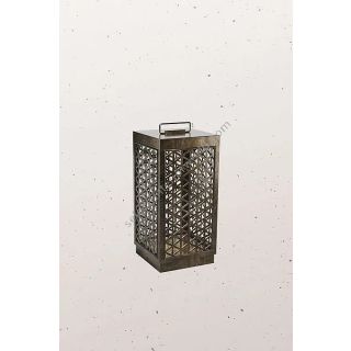Il Fanale / Outdoor Floor Lamps / Grid 293.02.OO