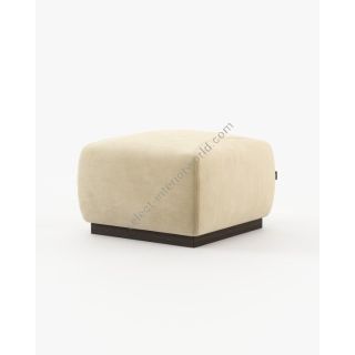 Laskasas / Poufs & Ottomans / Mike