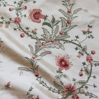 Beaumont & Fletcher / Textiles / Octavia