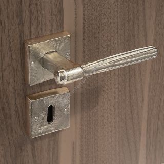 Objet Insolite / Handles / Poignée de porte Fagot