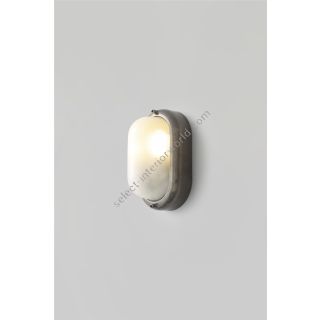Original BTC / Wall Lights / Small Exterior Oval Bulkhead 8124