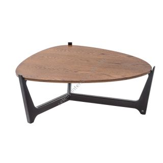 Adriana Hoyos / Coffee Tables / Ten Large Cocktail 100-101