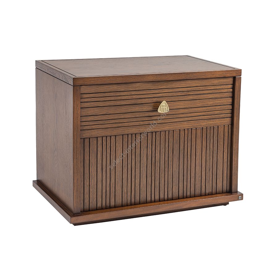 Medium wood finish / With handle H-013