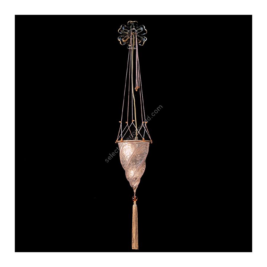 Neutral glass colour