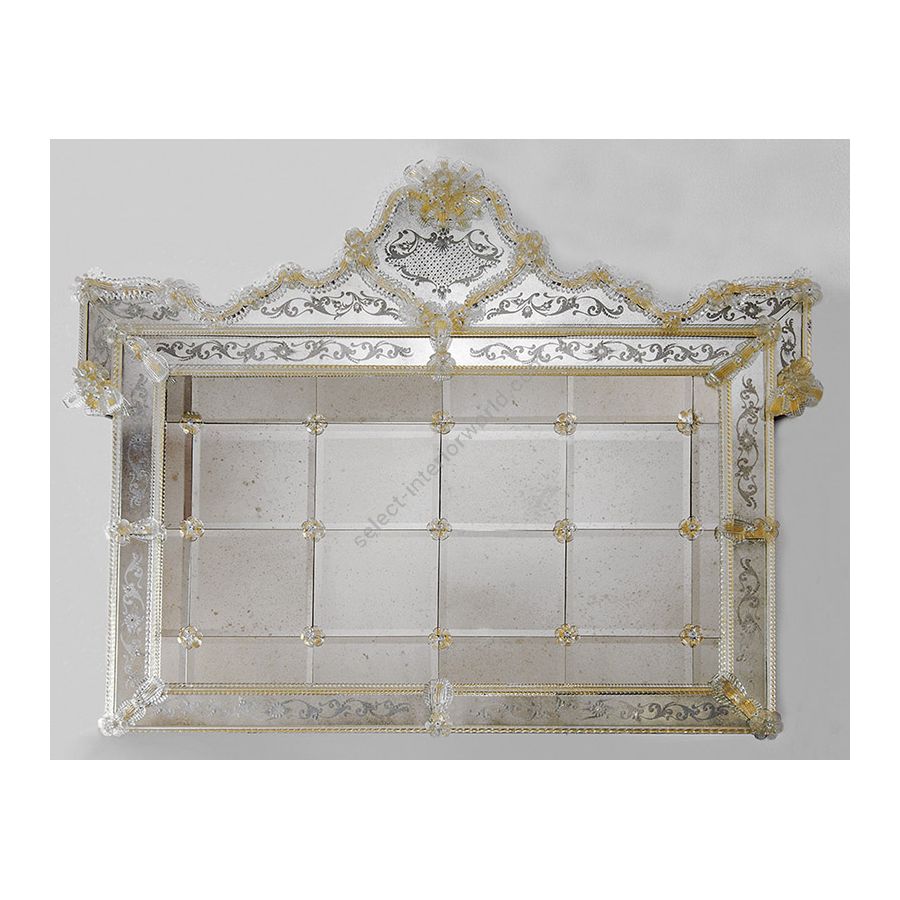 Antiqued clear / Сlear / Gold finish