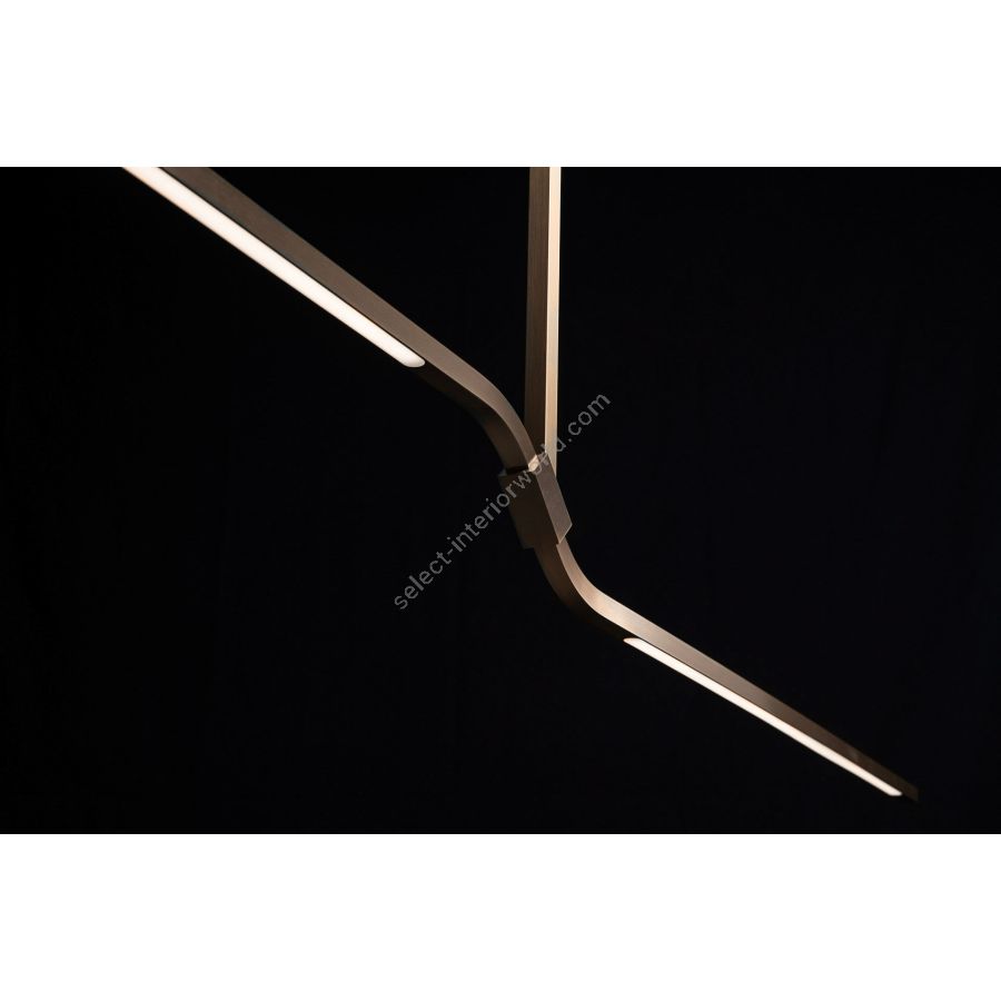 Shown in Satin Brass