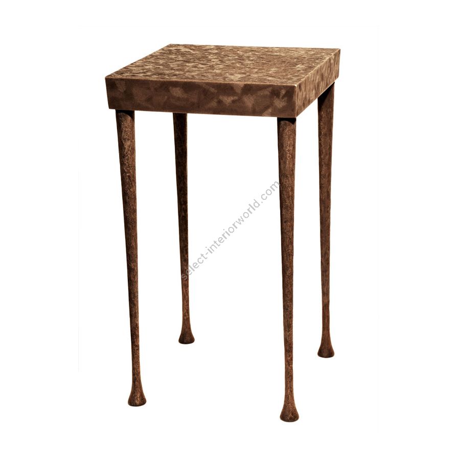 Natural patina finish