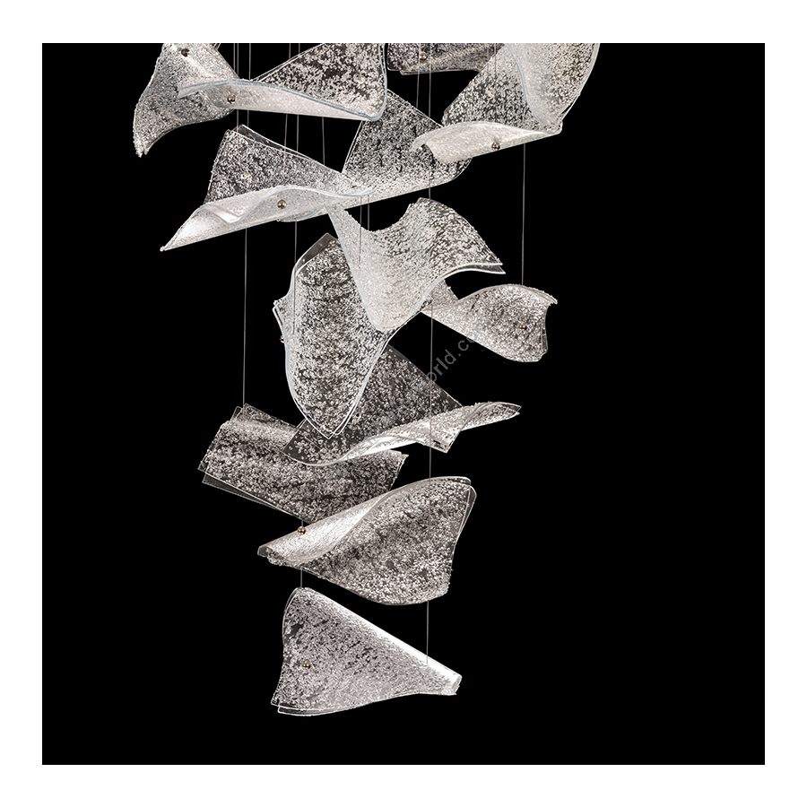 Elevate 37.5″ 895840-161 Silver / Frozen Pages