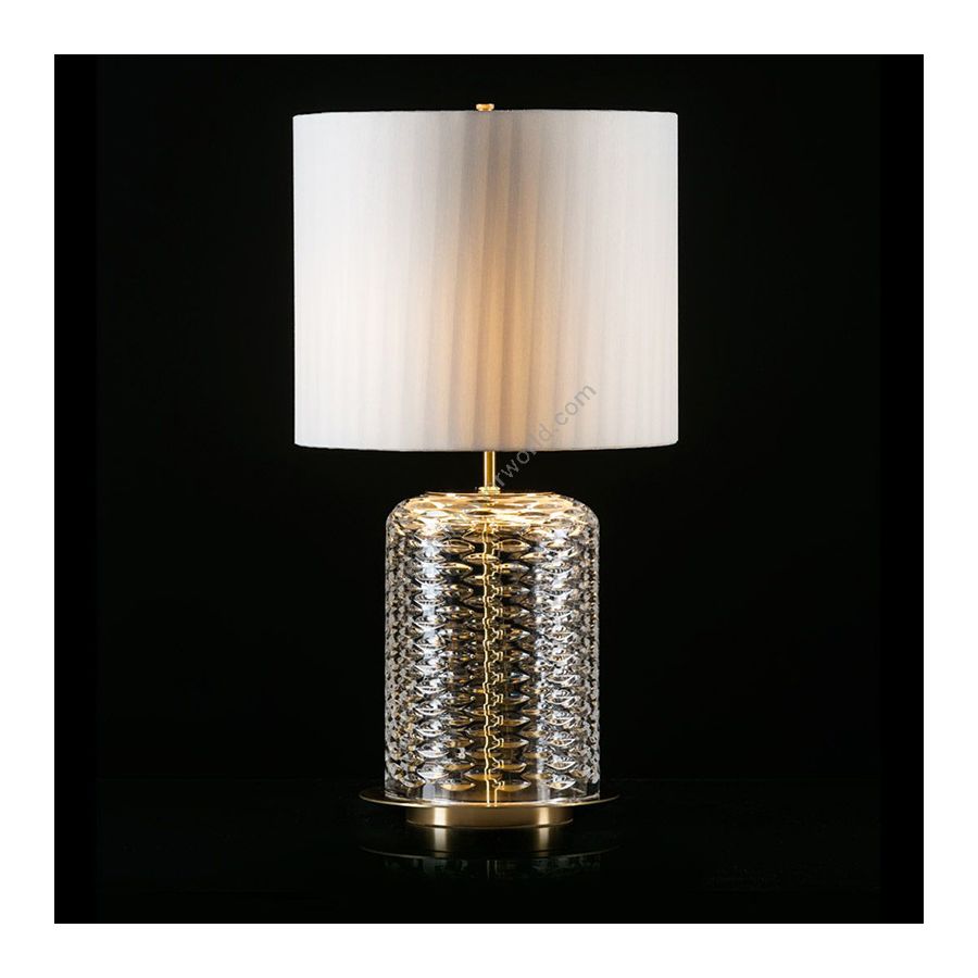 With lamp shade / cm.: 61 x 30 x 30 / inch.: 24.01" x 11.81" x 11.81"