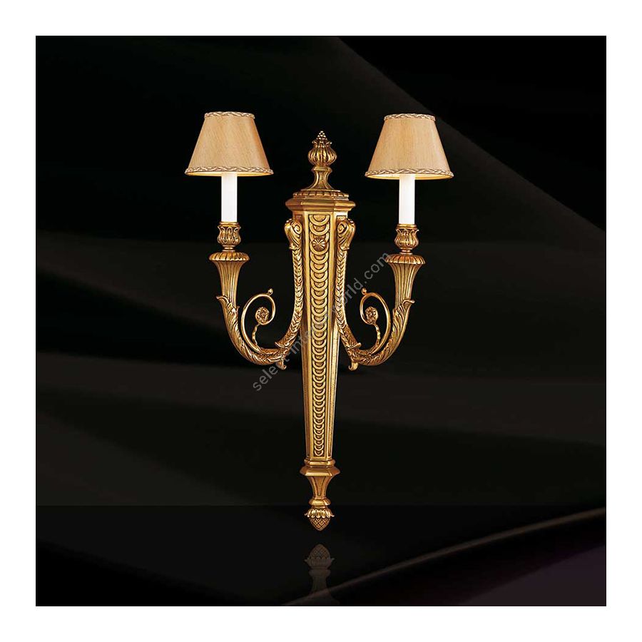 French Gold Finish / With plain beige lamp shade