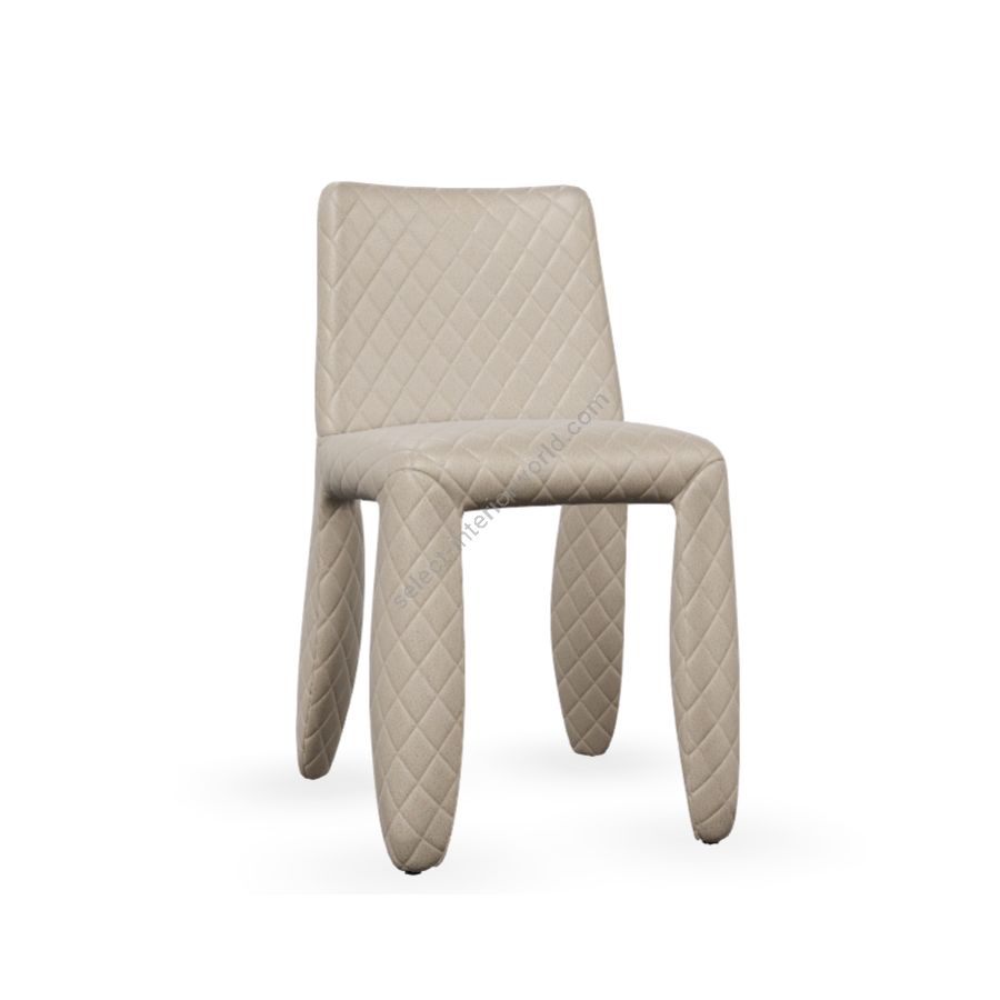 Chair / Oyster (Abbracci) upholstery