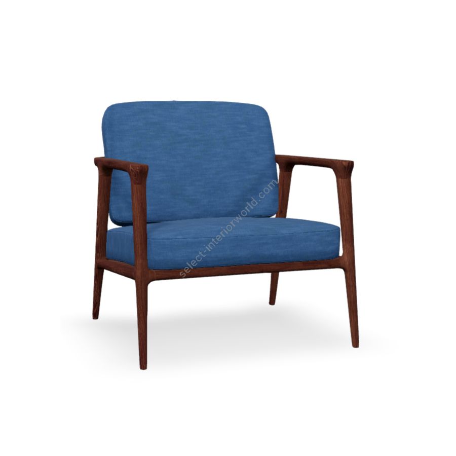 Lounge chair / Oak Stained Cinnamon finish / Light Wash (Denim) upholstery