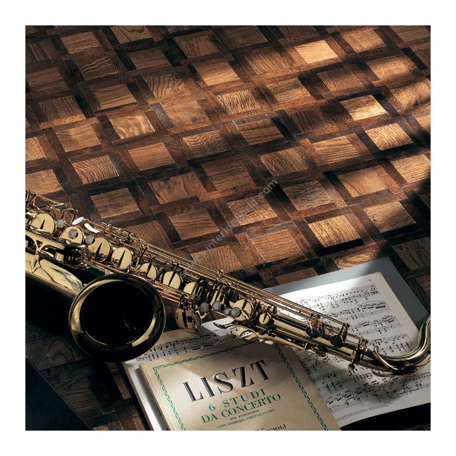 Finish: Oak Medium / Afr Zambia