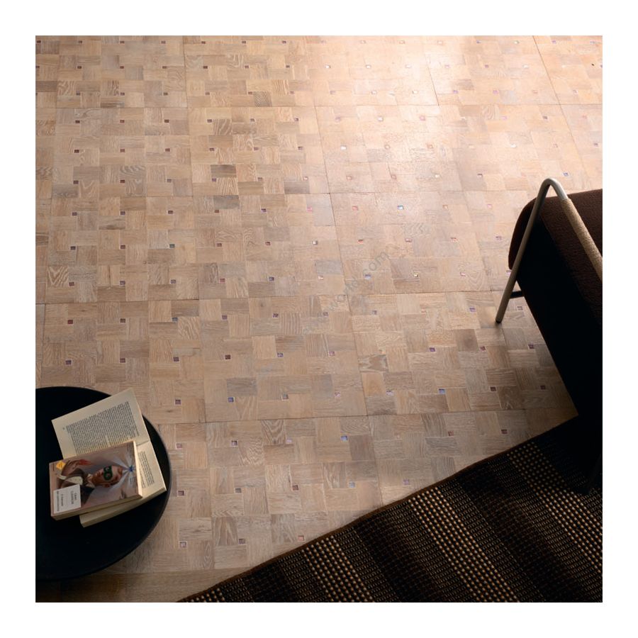 Wood Finish: Oak White; Mosaic Finish: Pink