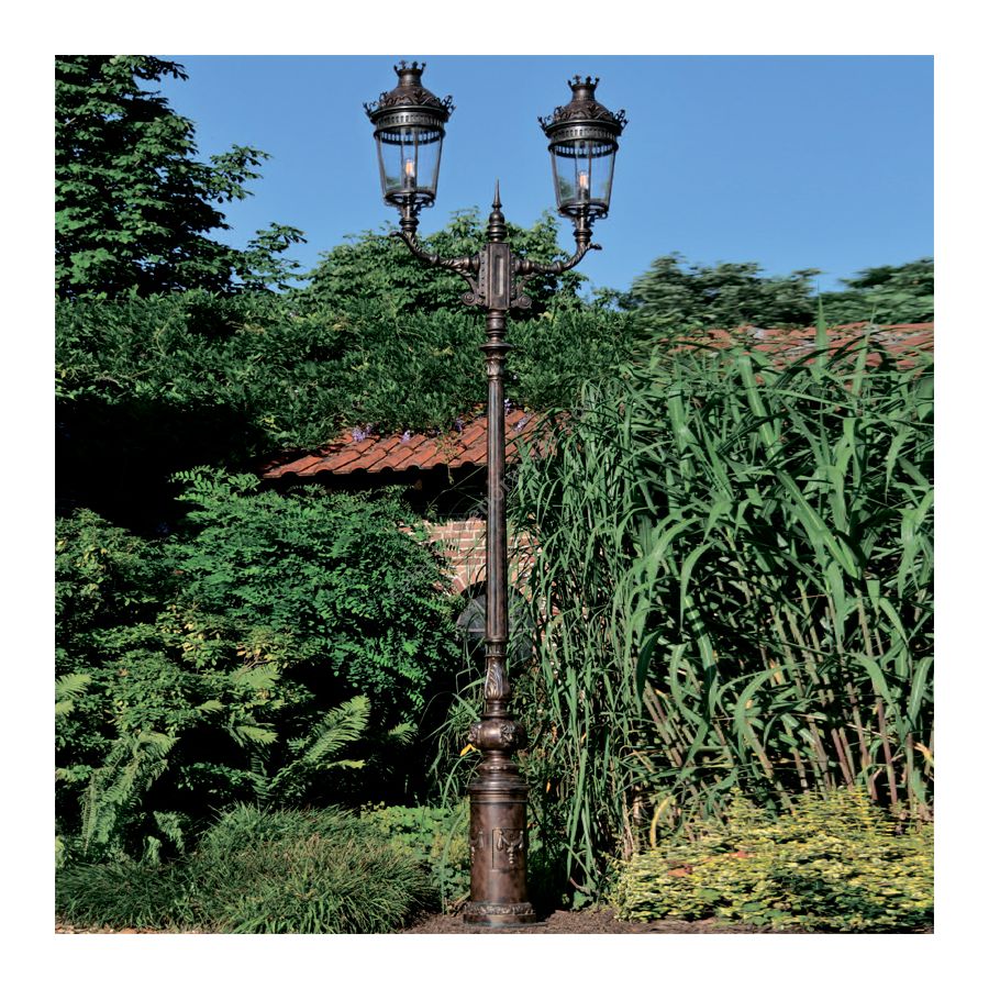 Patina finish, 2 light (cm.: H 437.1 / inch: H 172")