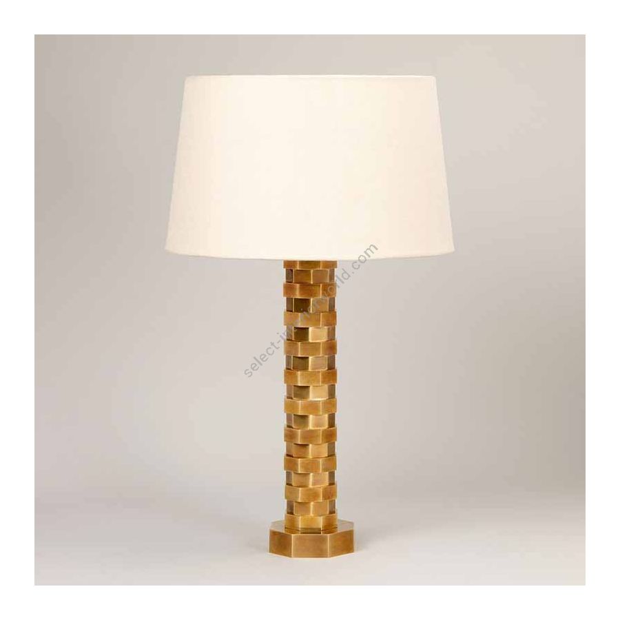Table lamp / Laminated type of lampshade / Natural colour, material linen
