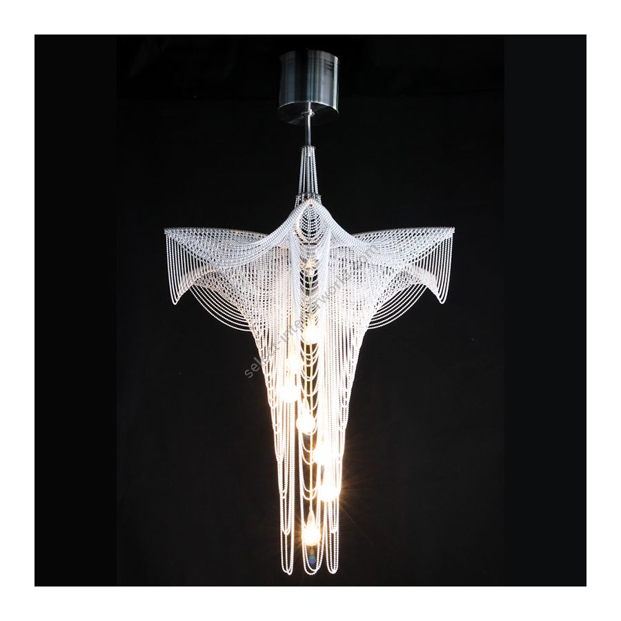 White color range, cm.: 115 x 70 x 70 / inch.: 45" x 27.5" x 27.5" size