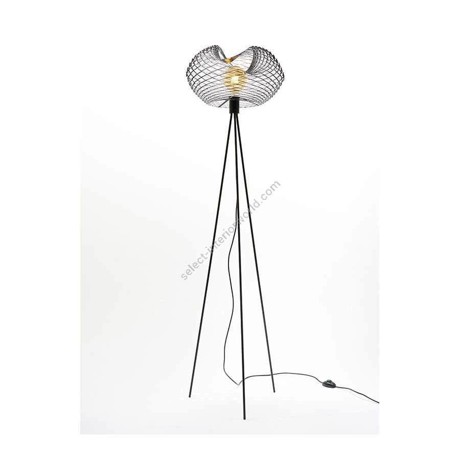 Floor Lamp / Iron material / Jet black finish / Black rayon cable
