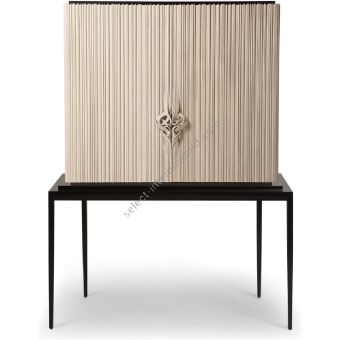 Christopher Guy / Bar Cabinets / Chez Harrods 88-0010