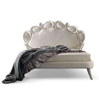 Corte Zari / Panel Beds / Papillon