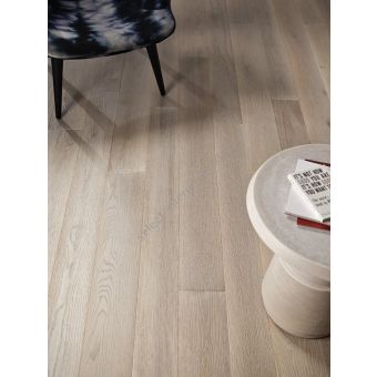 Berti / Diesel Living With Berti / Light parquet Bkleach