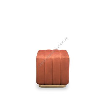 Essential Home / Poufs & Ottomans / Minelli