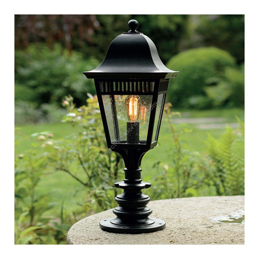 Old Black finish (cm.: H 78.5 x W 32 / inch: H 31" x W 12.5")