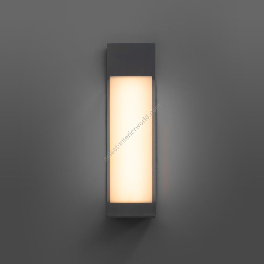 Wall sconce / Blackened Aluminum finish