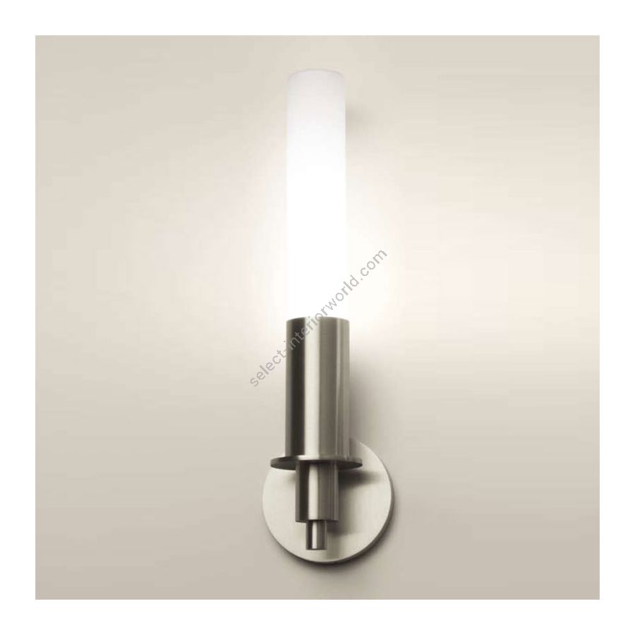 Polished Nickel finish (cm.: H 44.5 x W 12.1 / inch.: H 17" x W 4")