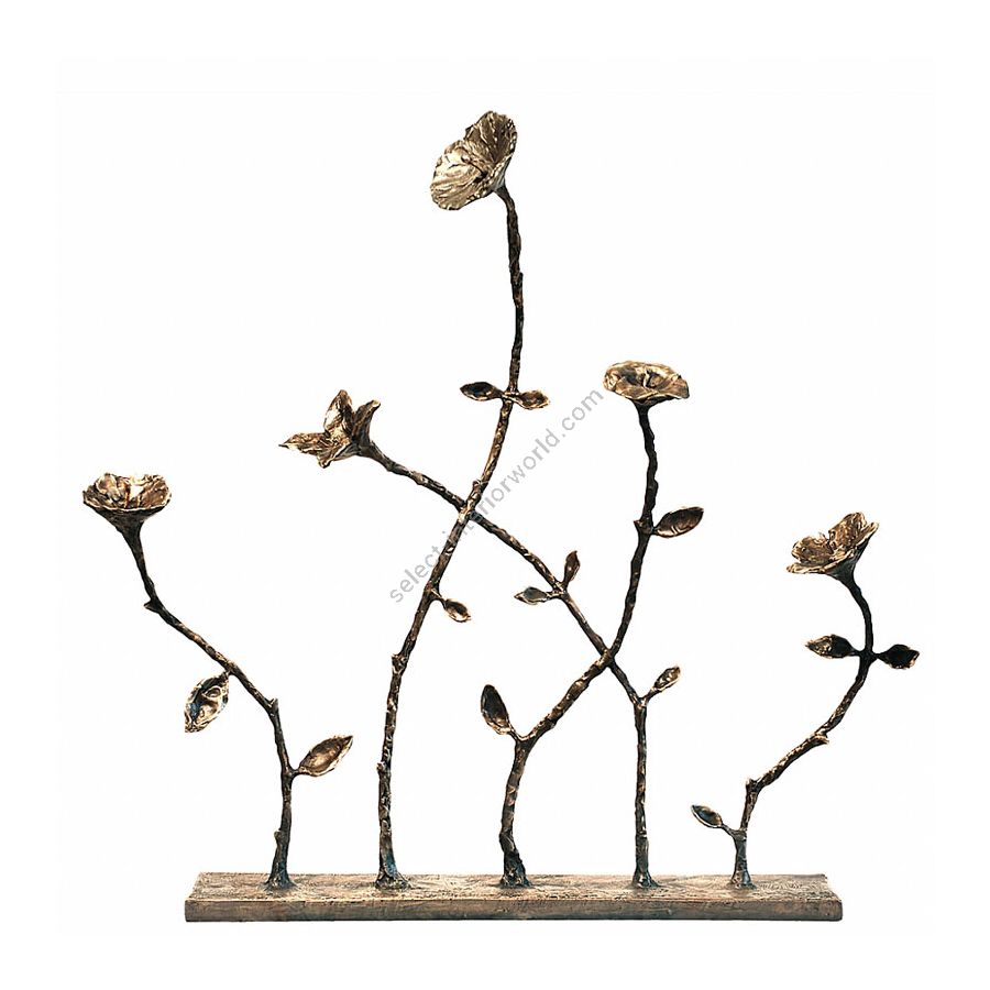 Natural patina finish with polished highlights