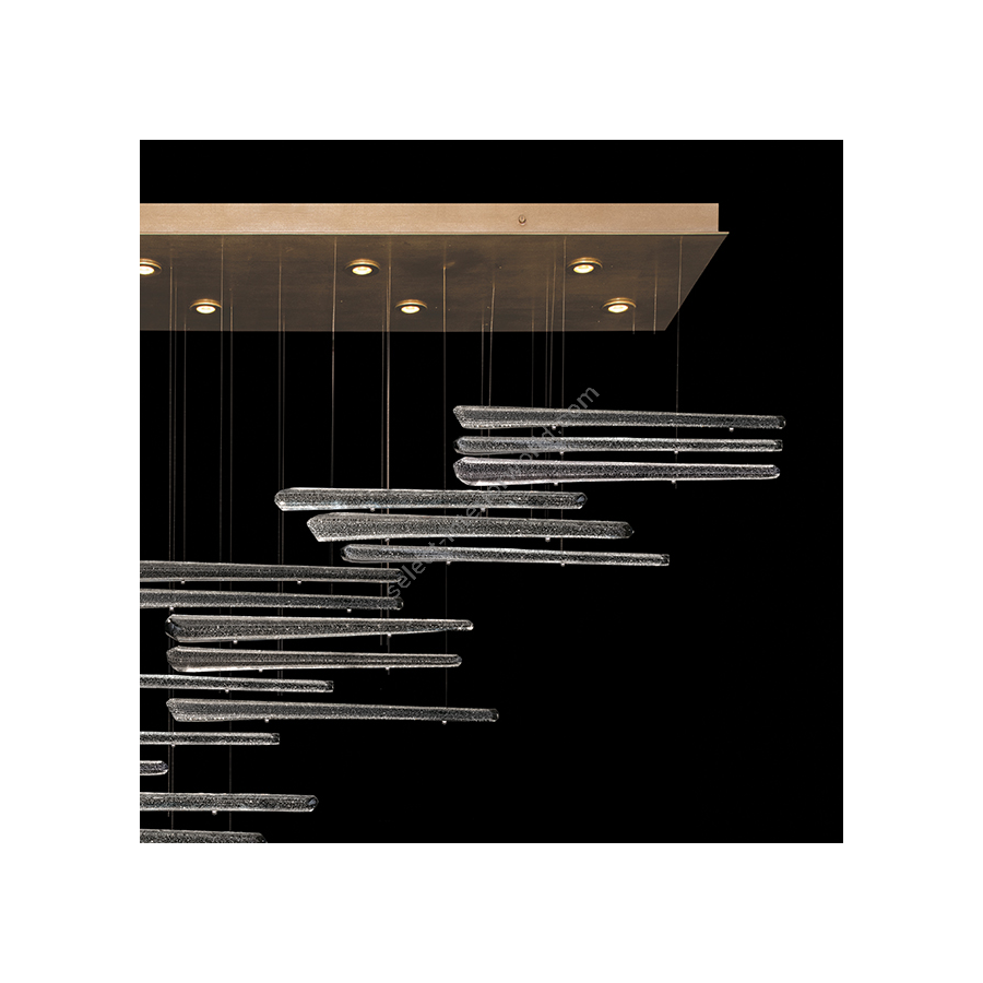 Elevate 62″ 894840-241 Gold / Ebony Stardust Spires