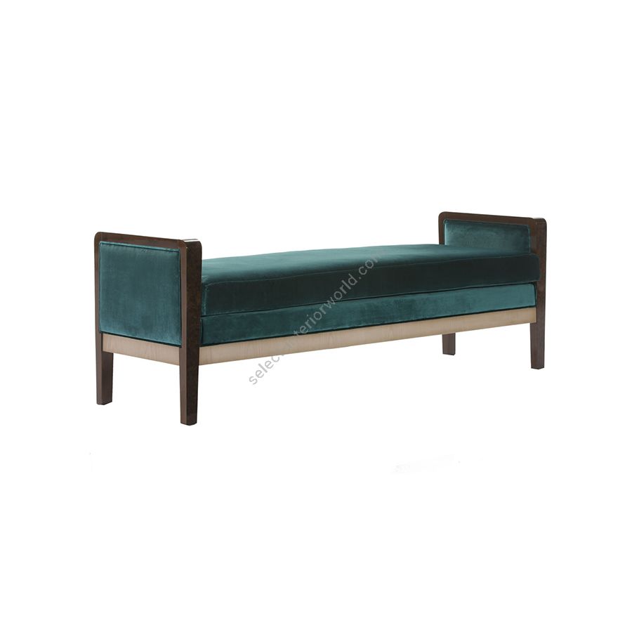 Bench / High gloss and satin finishes / Fabric upholstery